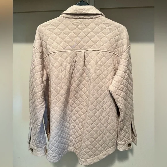 Vineyard Vines Quilted Tan Shacket - Picture 2 of 6